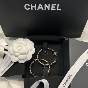 Chanel 2020 Continuous Collection Gold & Black Leather CC Hoop Earrings